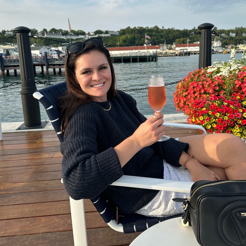 Meet your Posher, Amanda